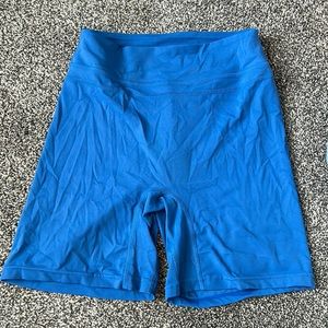 Blue scrunch gym shorts